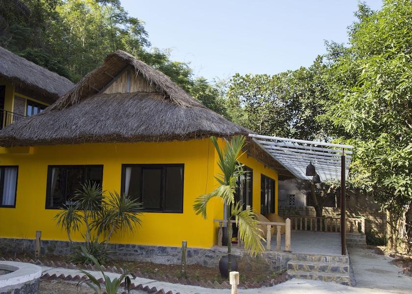 Hoa Binh Mai Chau Exterior Detail