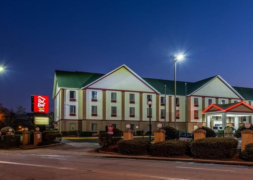 Georgia College Park Exterior Detail