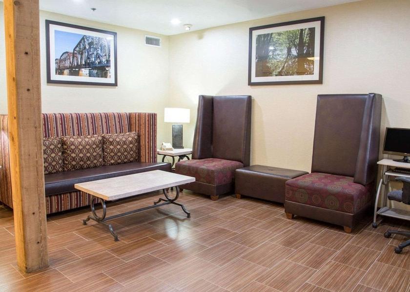 Louisiana Shreveport Lobby