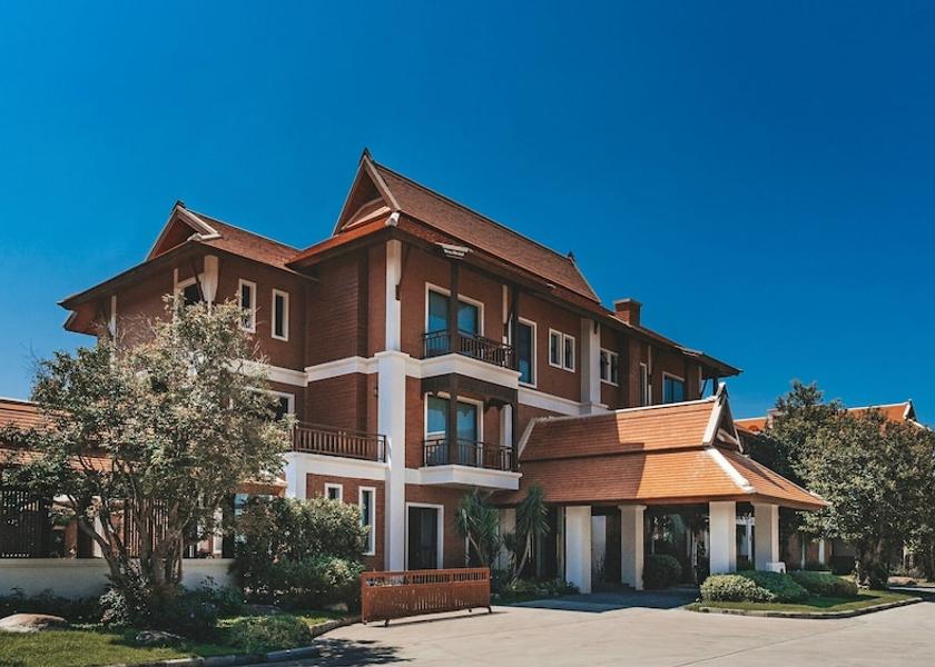 Chiang Mai Province Hang Dong Facade