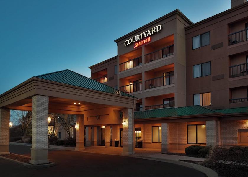 Illinois St. Charles Exterior Detail