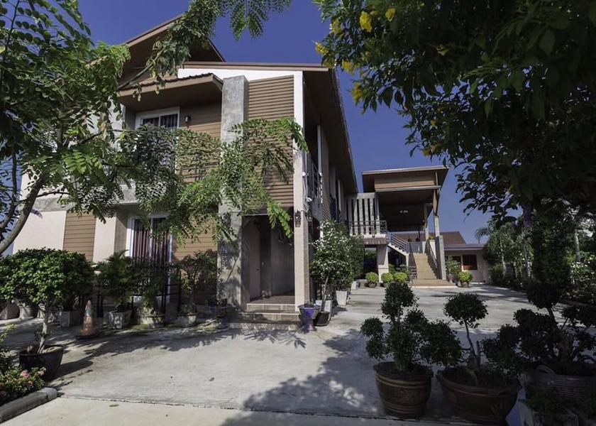 Nakhon Nayok Province Pak Phli Exterior