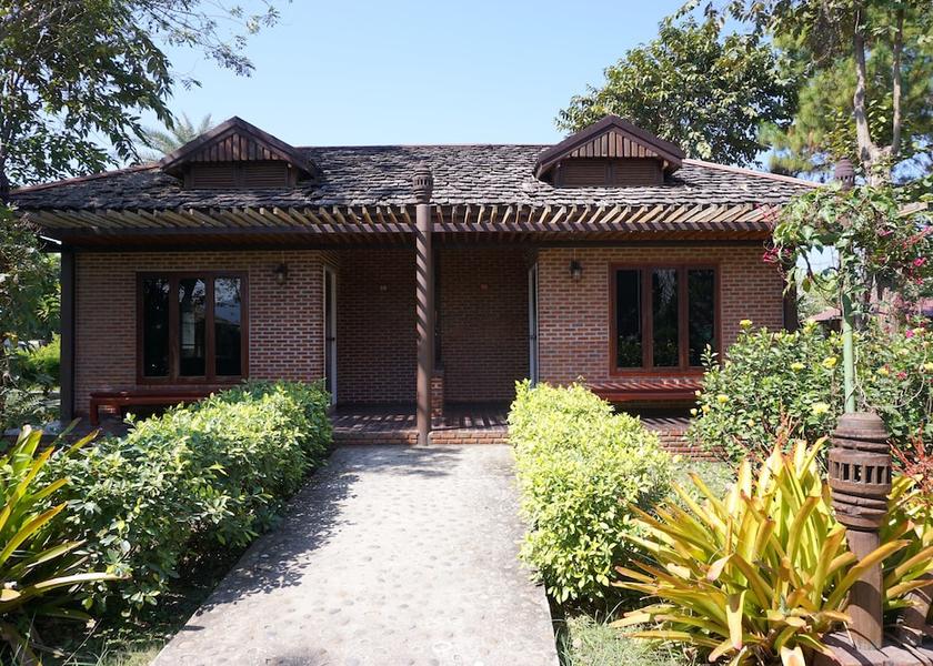 Loei Chiang Khan Exterior Detail