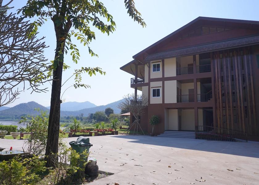 Loei Chiang Khan Exterior Detail