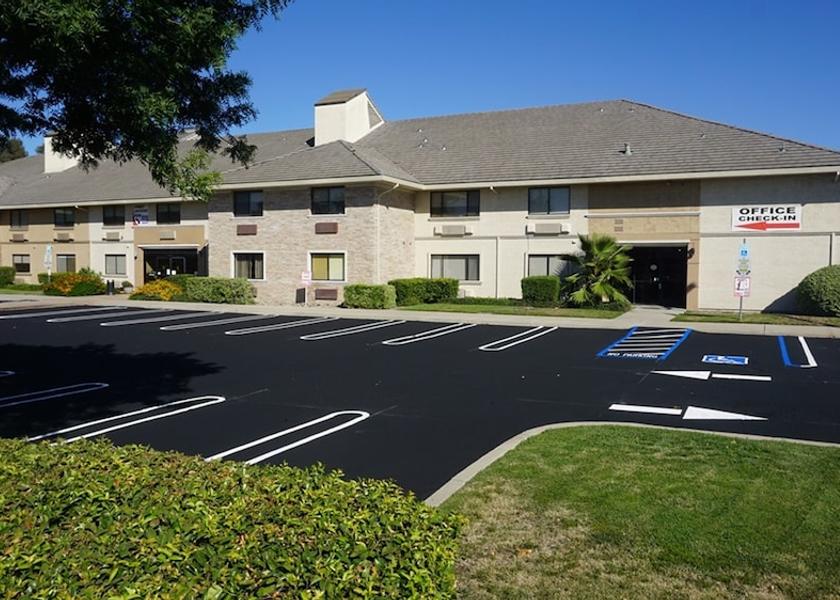 California Modesto Entrance