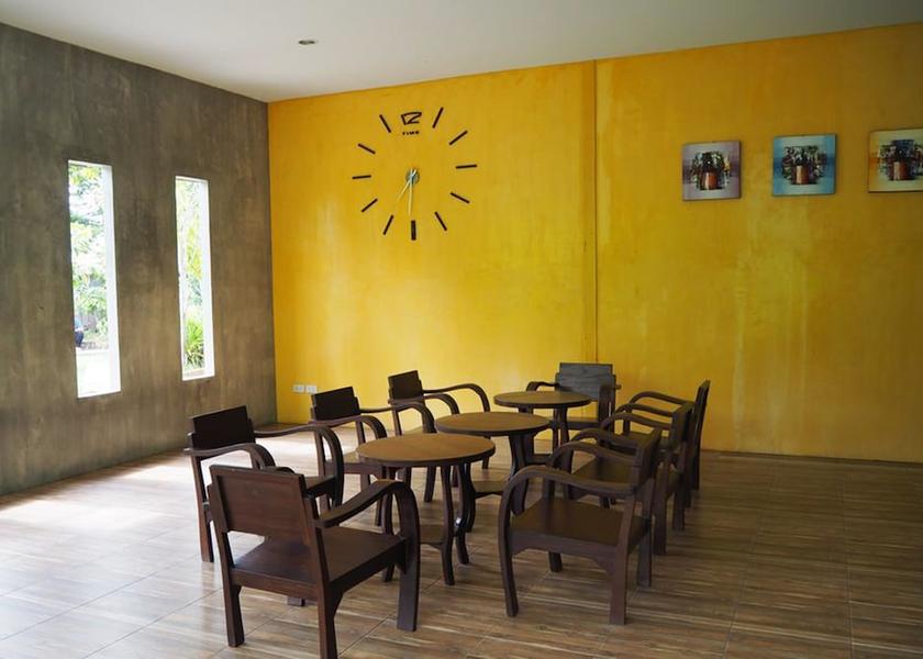 Chachoengsao Phanom Sarakham Lobby