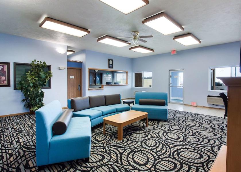 Nebraska McCook Lobby