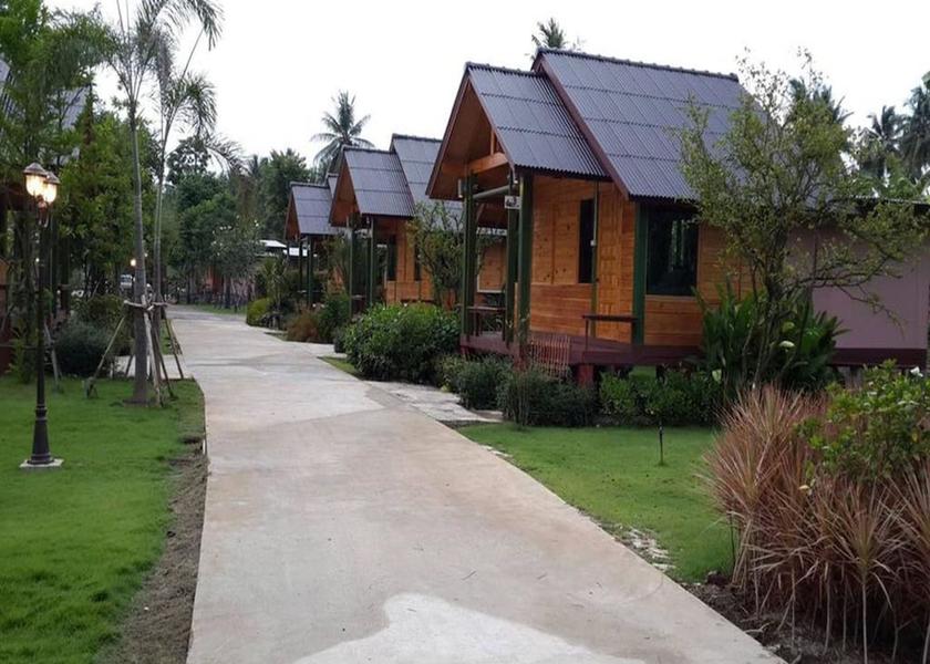 Samut Songkhram Bang Khonthi Exterior Detail