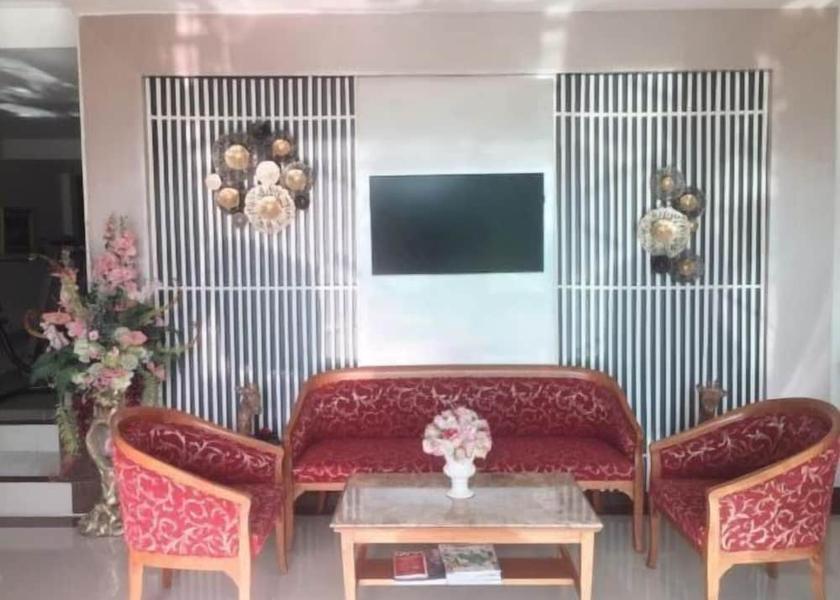 Bangkok Bang Bua Thong Interior Entrance