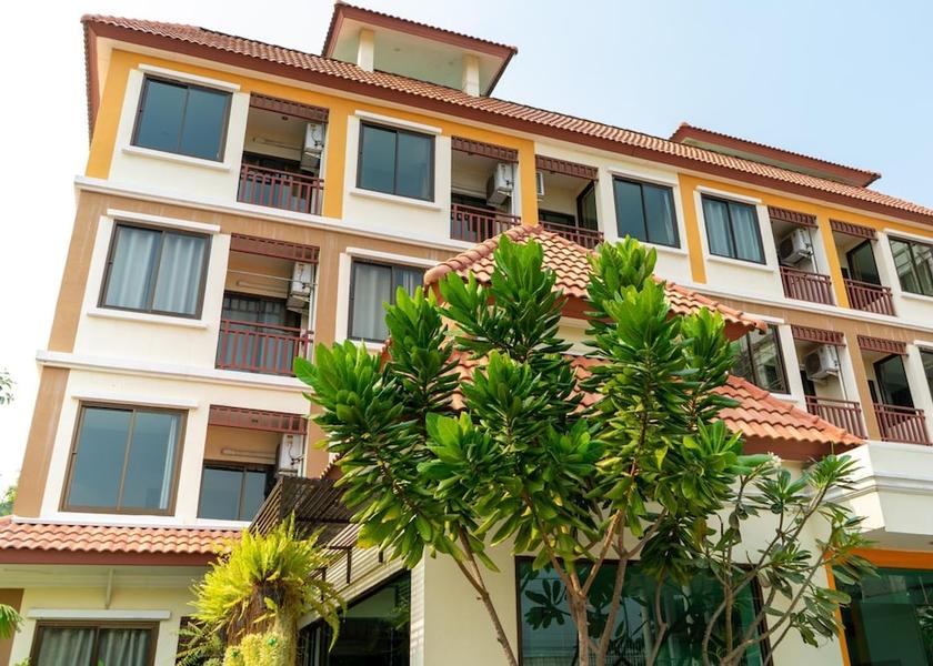 Bangkok Bang Bua Thong Exterior Detail