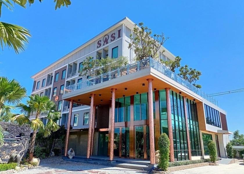 Bangkok Bang Bua Thong Facade