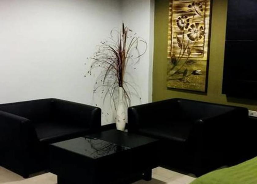 Chonburi Phan Thong Lobby