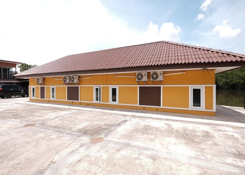 Krabi Province Khlong Thom Exterior Detail