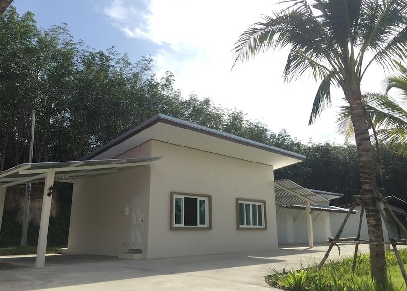 Trang Huai Yot Facade