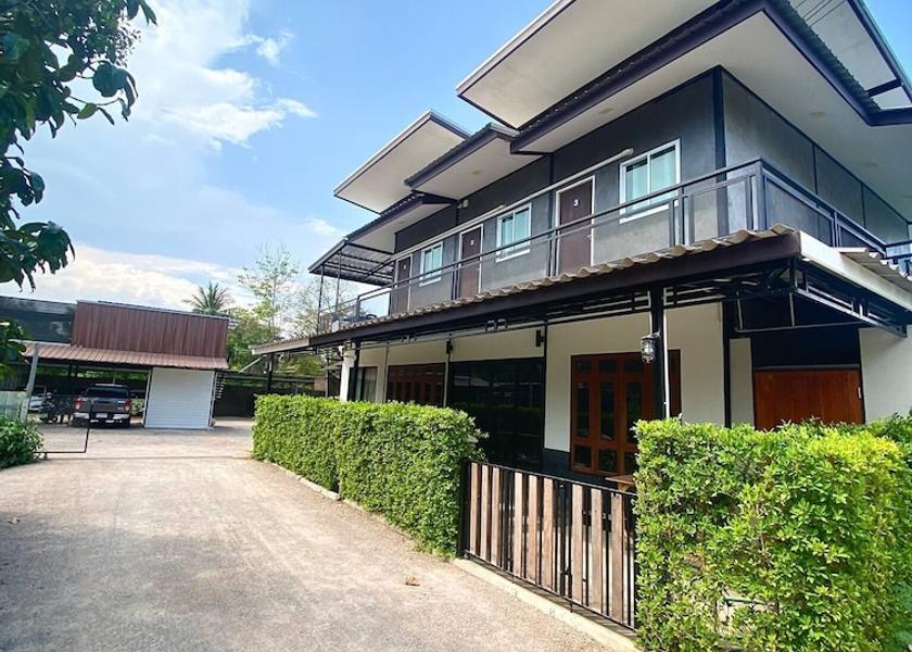Samut Songkhram Province Amphawa Facade