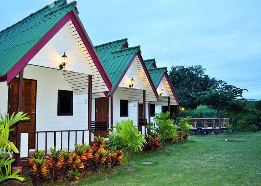 Chonburi pluak daeng Exterior Detail