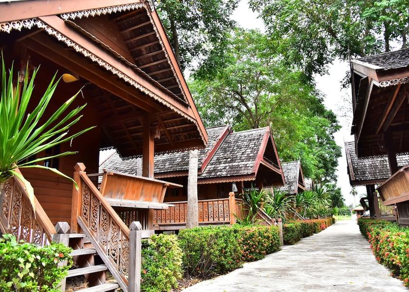 Prachuap Khiri Khan Kui Buri Exterior Detail