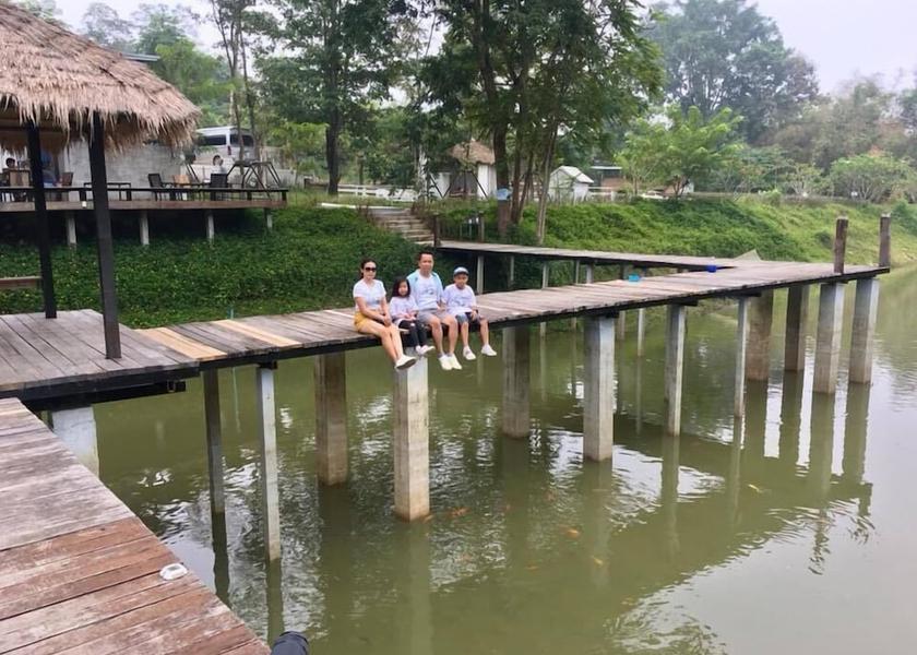 Children's play area - outdoor