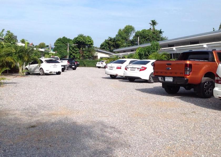 Chanthaburi Tha Mai Parking