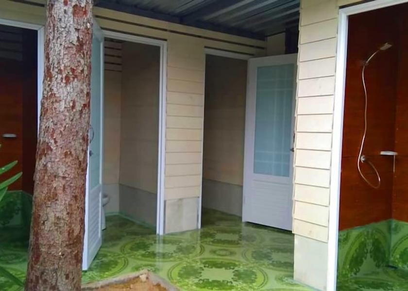 Prachin Buri Prachantakham Bathroom