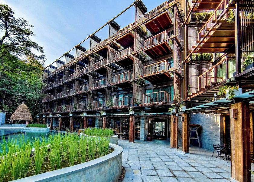 Phuket Patong Exterior Detail