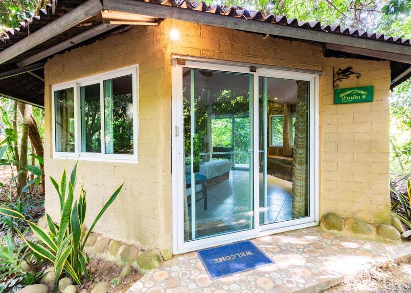 Surat Thani Province Ban Ta Khun Hotel Exterior