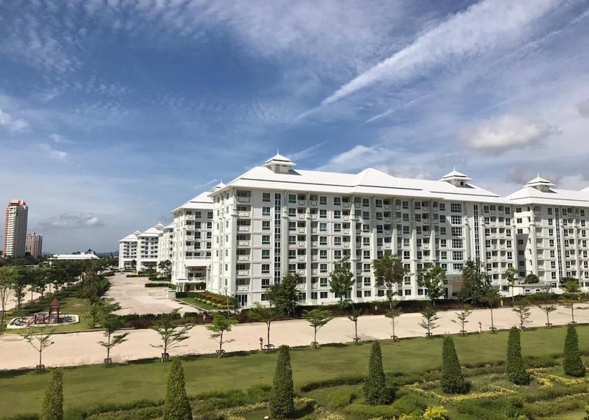 Prachuap Khiri Khan Cha-am Exterior Detail