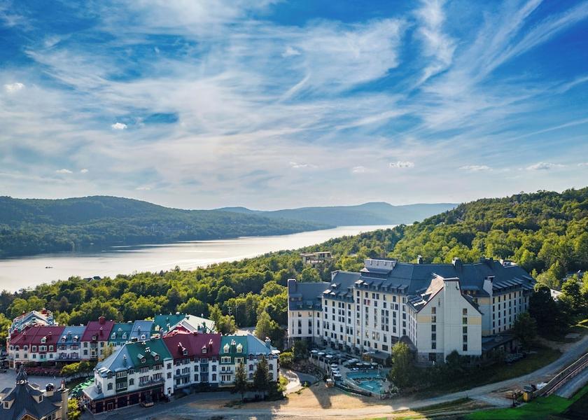 Quebec Mont-Tremblant Exterior