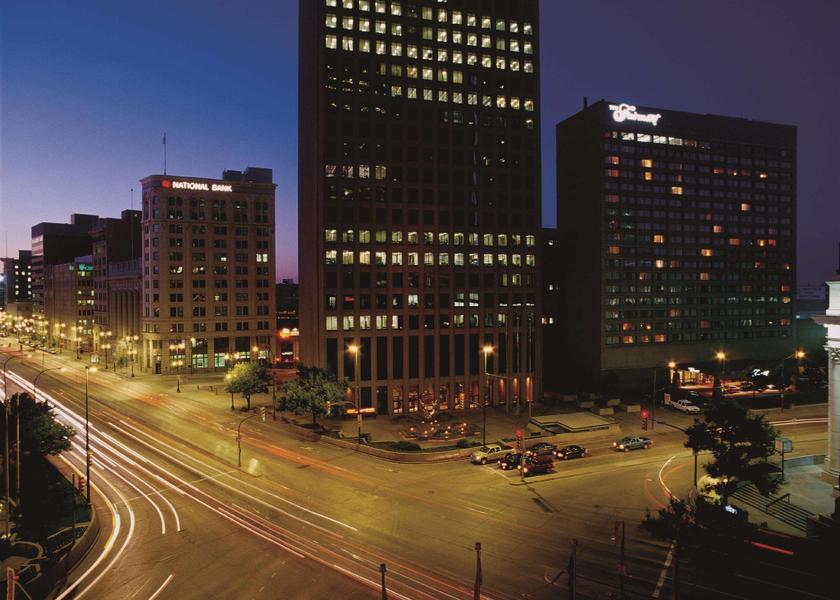 Manitoba Winnipeg Hotel Exterior