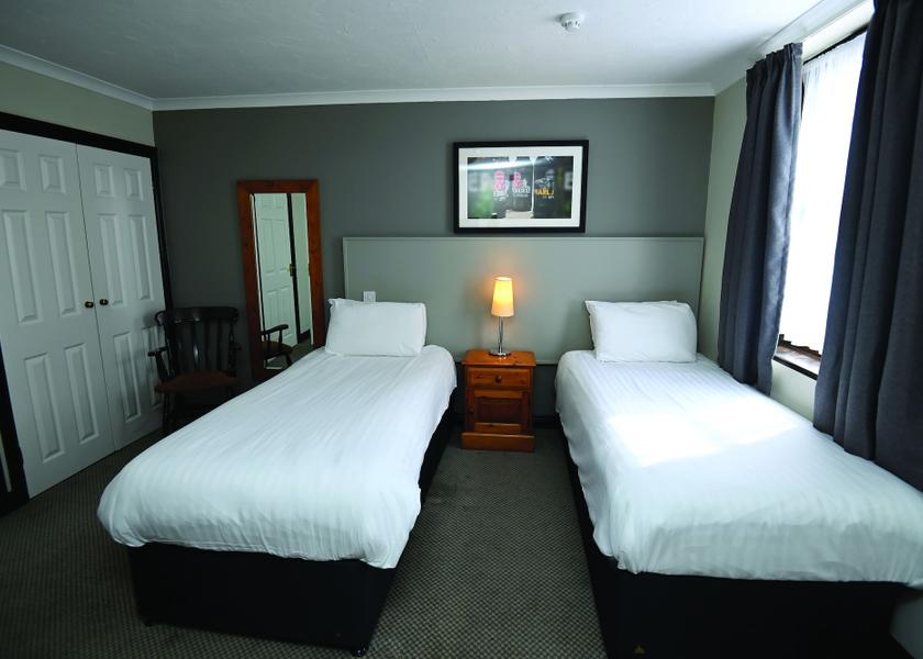 England Bridgwater ROOM, TWIN BEDS
