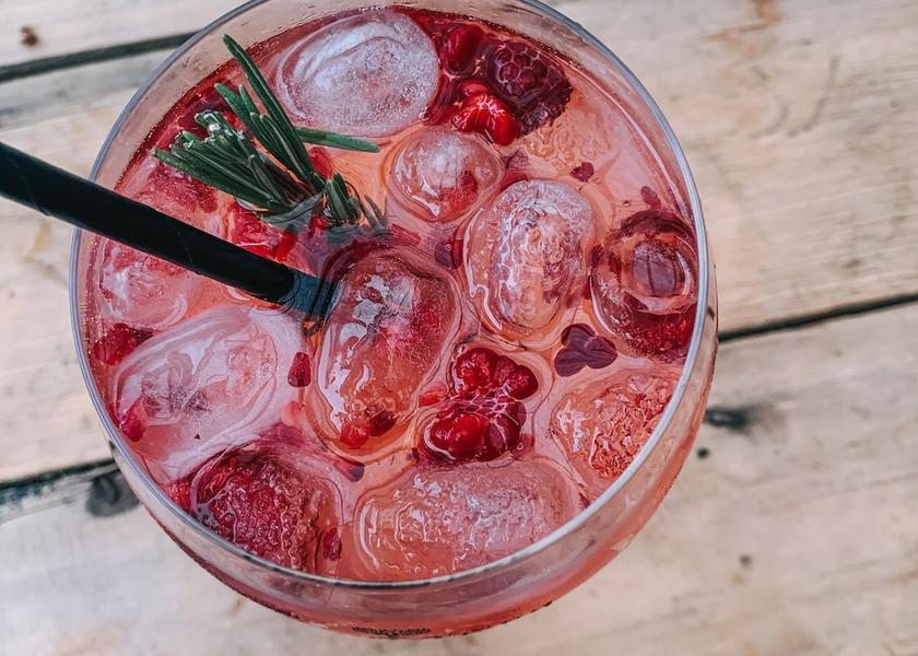 England Wallingford Dining Area