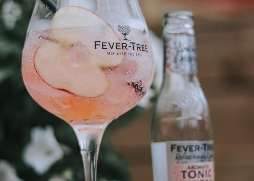 England Wallingford Dining Area