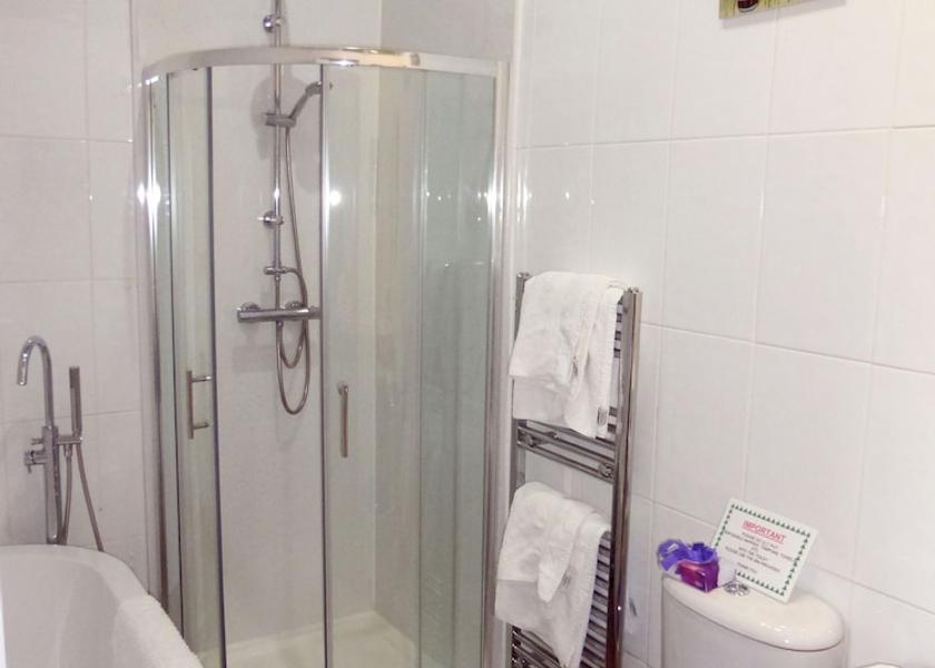 England Saltburn-by-the-Sea Bathroom