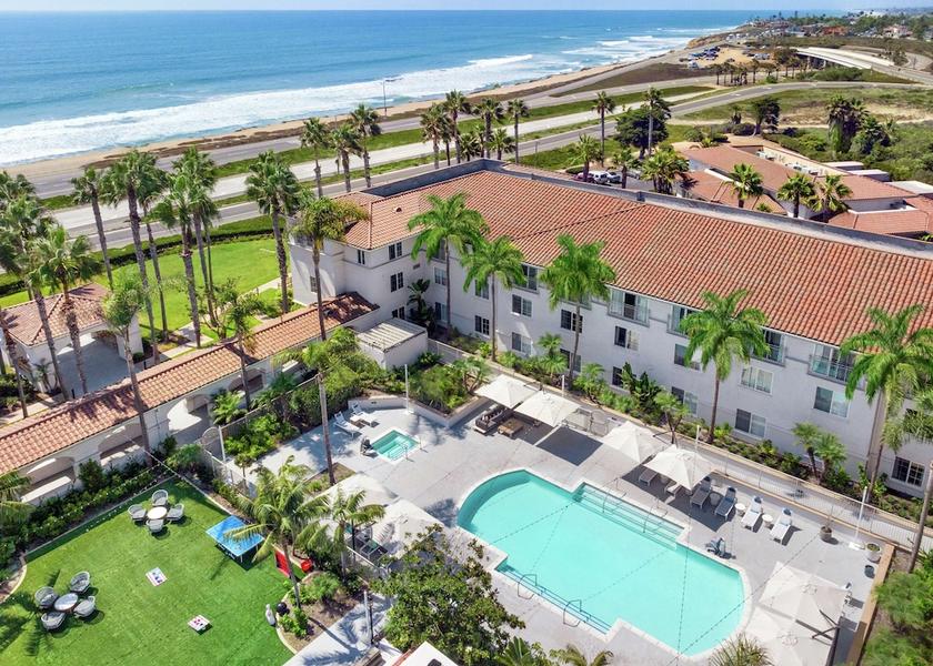 California Carlsbad Exterior Detail