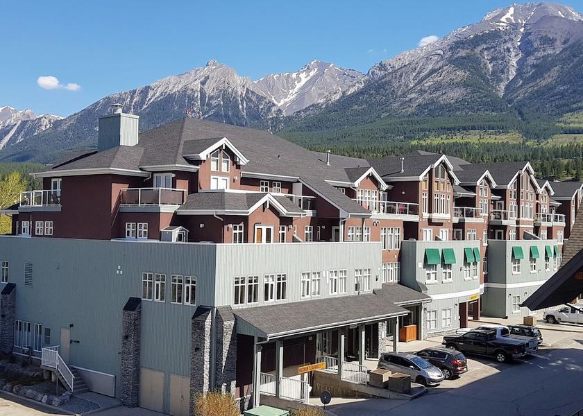 Alberta Canmore Exterior