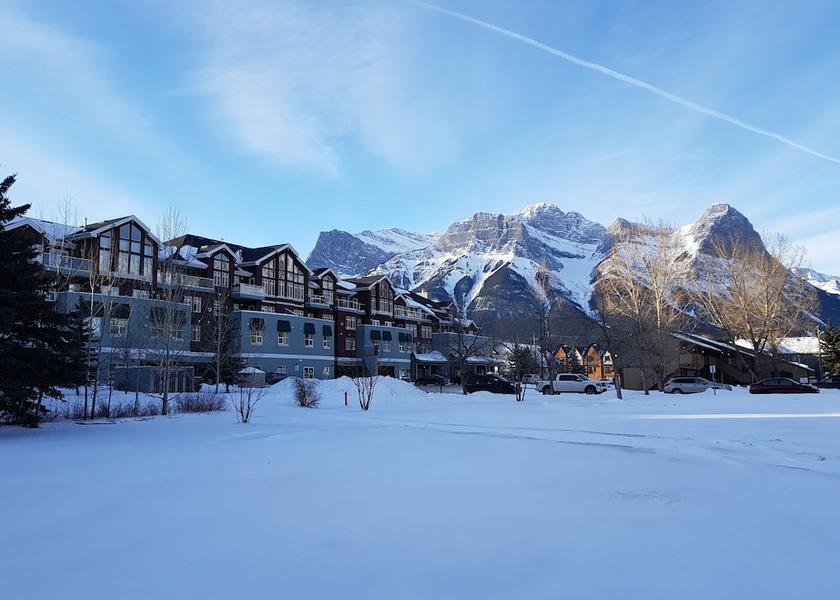 Alberta Canmore Property Grounds