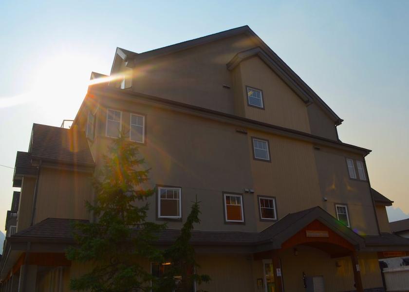 Alberta Canmore Facade