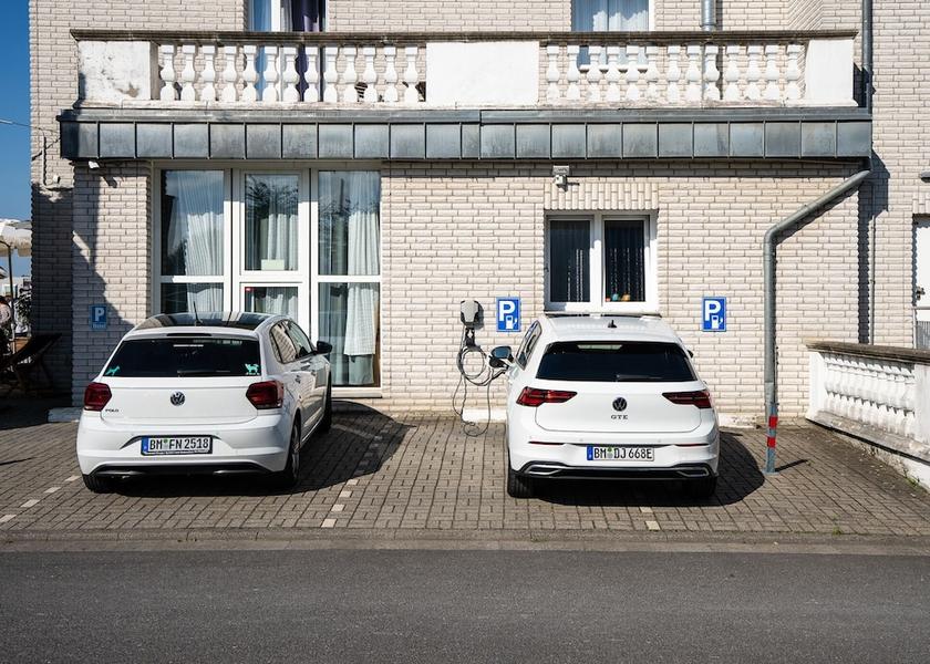 North Rhine-Westphalia Bergheim Electric vehicle charging station