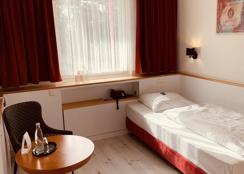 Baden-Württemberg Hockenheim Room