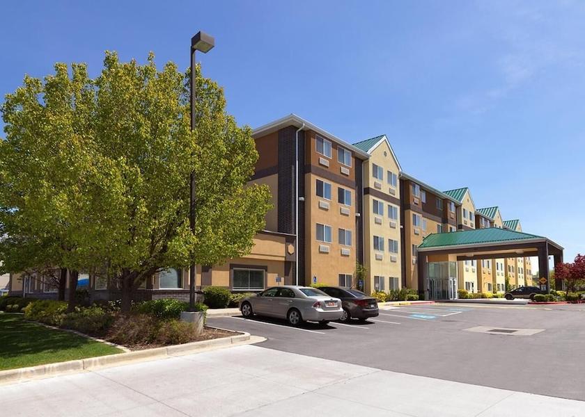 Utah Murray Exterior Detail