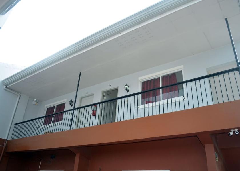  Carcar Balcony