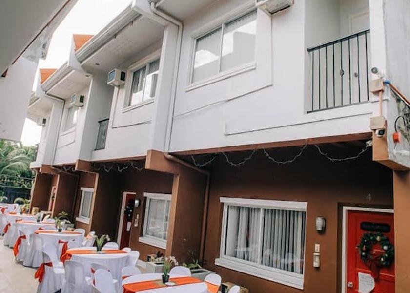  Carcar Exterior Detail