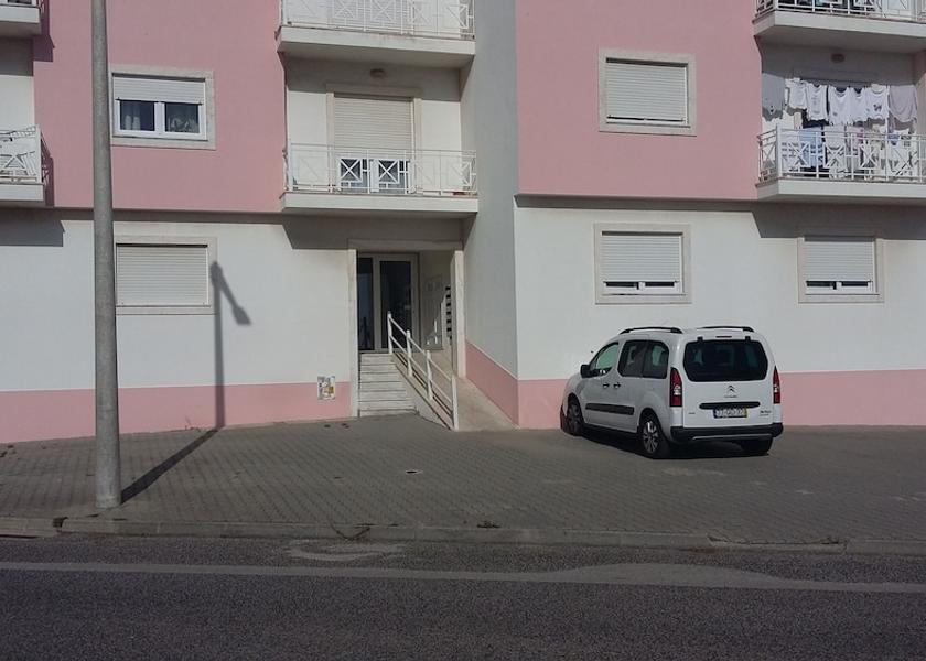 Leiria Peniche Facade