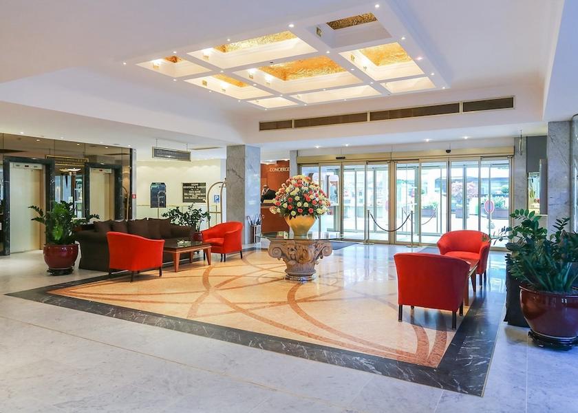  Luxembourg City Lobby