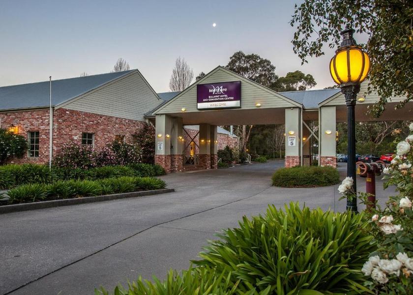 Victoria Ballarat exterior view