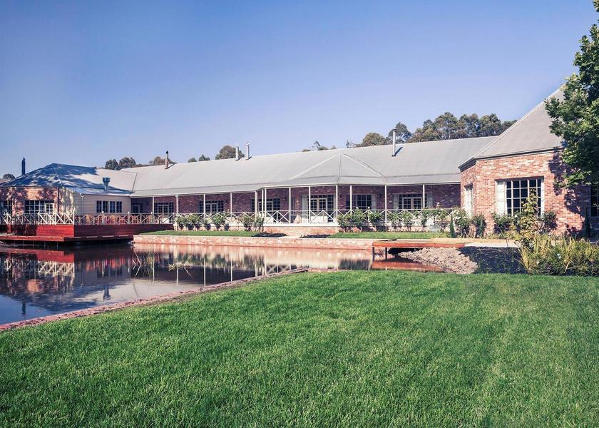 Victoria Ballarat exterior view