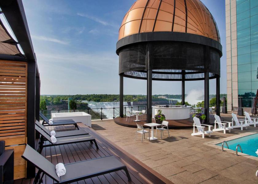 Ontario Niagara Falls swimming pool