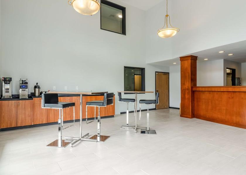 Washington Des Moines Lobby