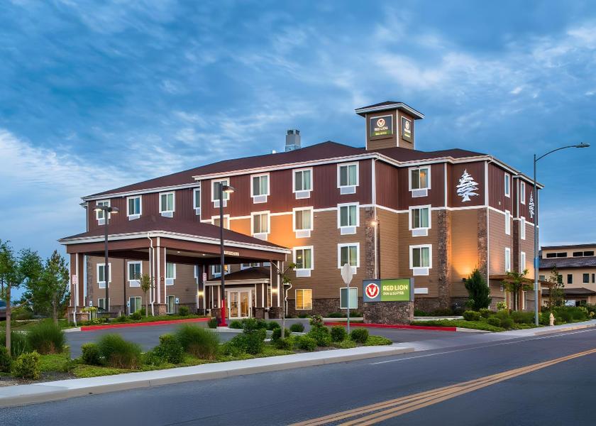 Washington Des Moines Hotel Exterior