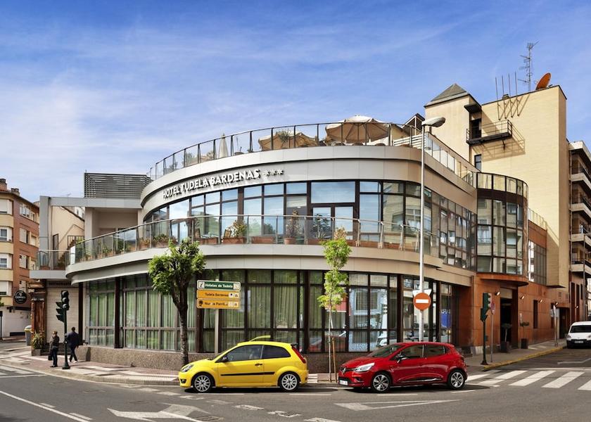 Navarre Tudela Front of property